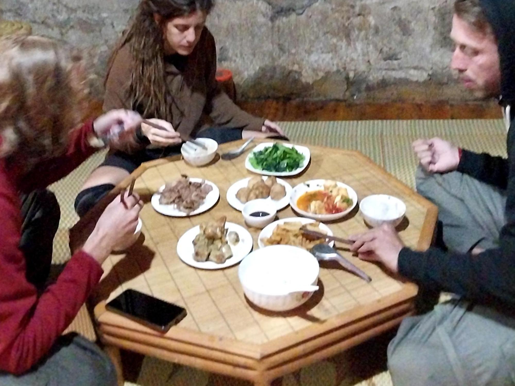 Trieu Hoan Homestay Cao Bang Buitenkant foto