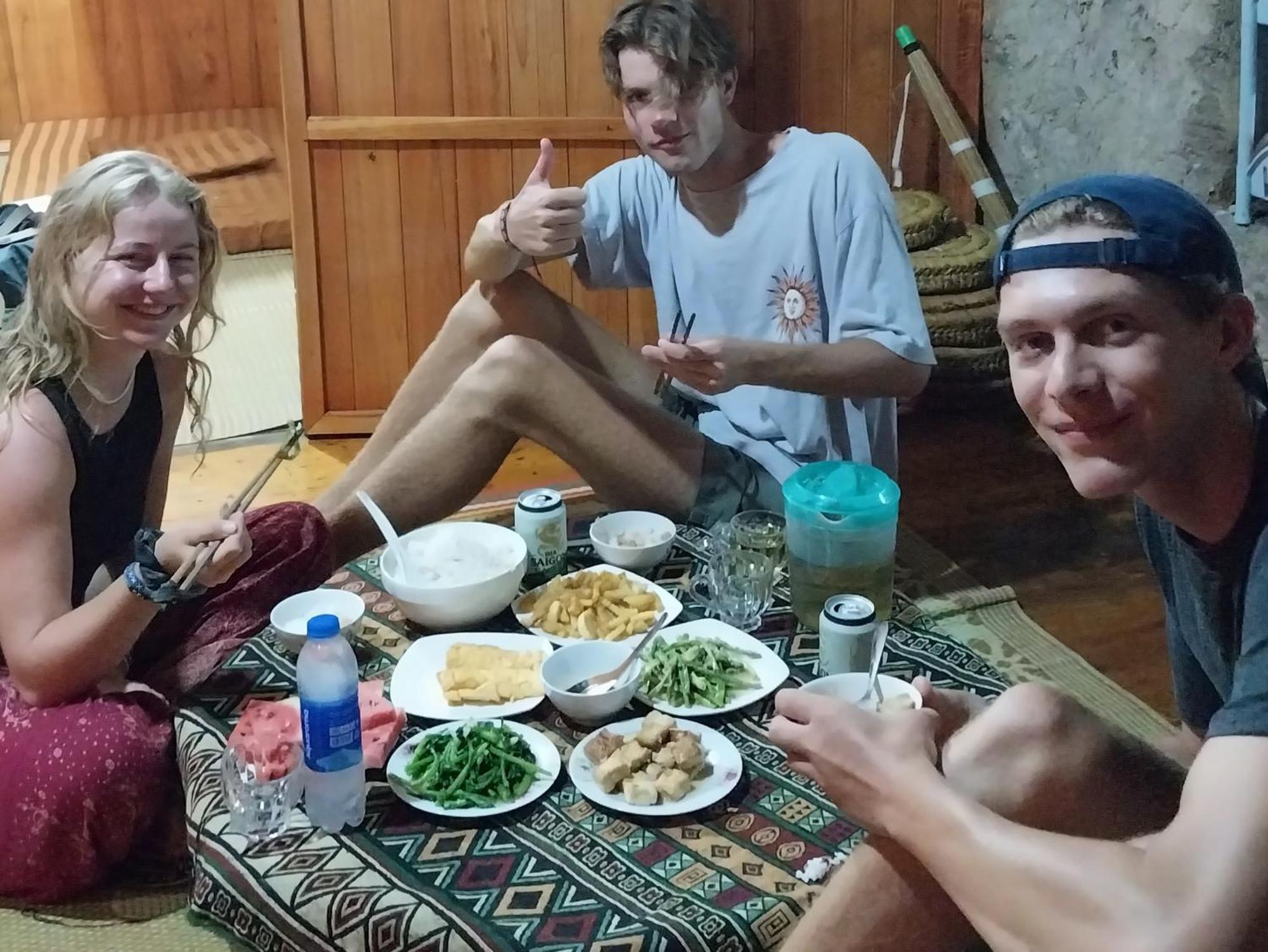 Trieu Hoan Homestay Cao Bang Buitenkant foto