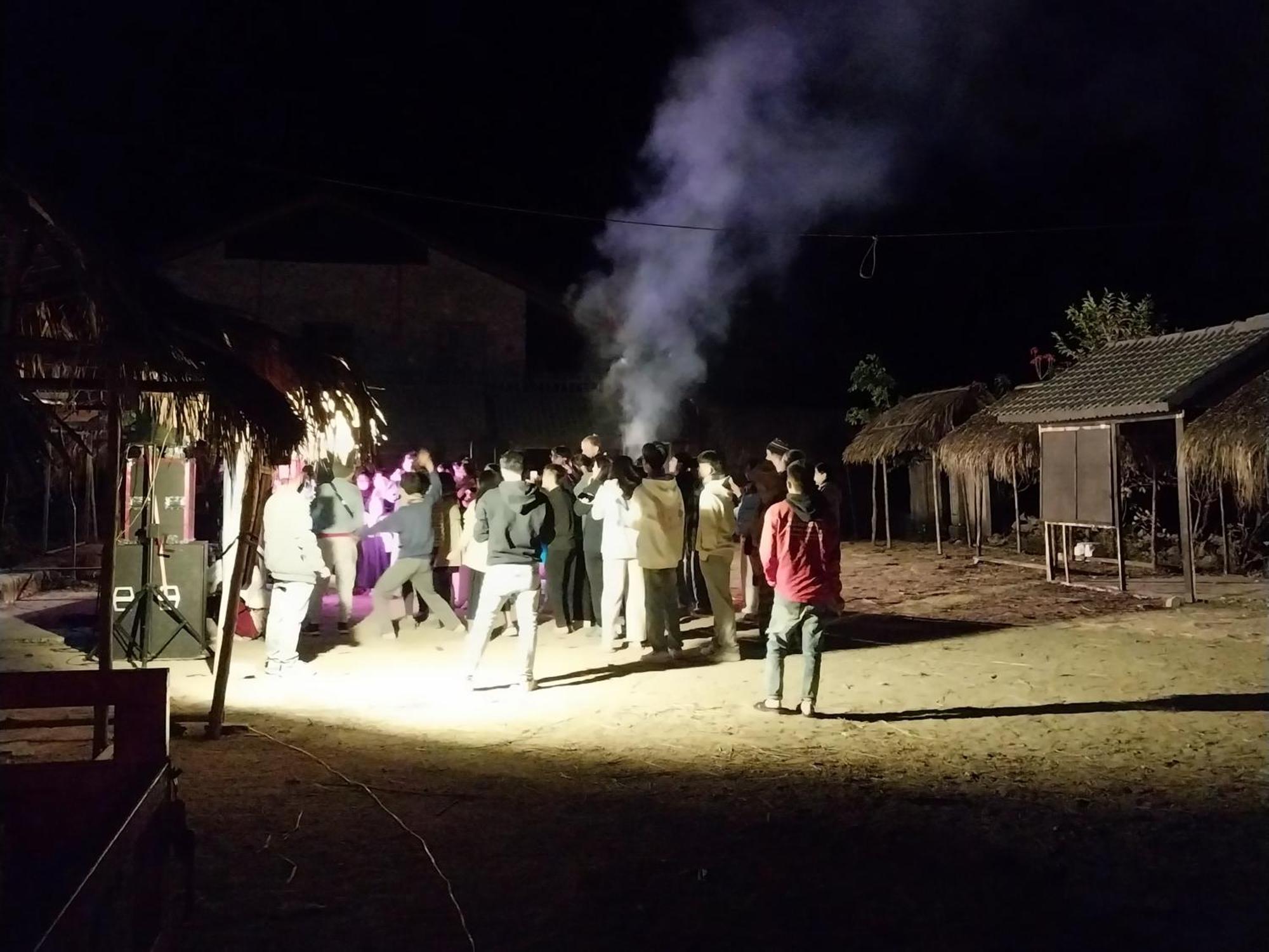 Trieu Hoan Homestay Cao Bang Buitenkant foto